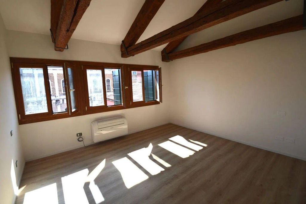 Luxury Apartment for sale in Venice, 960 000 €, Photo 7