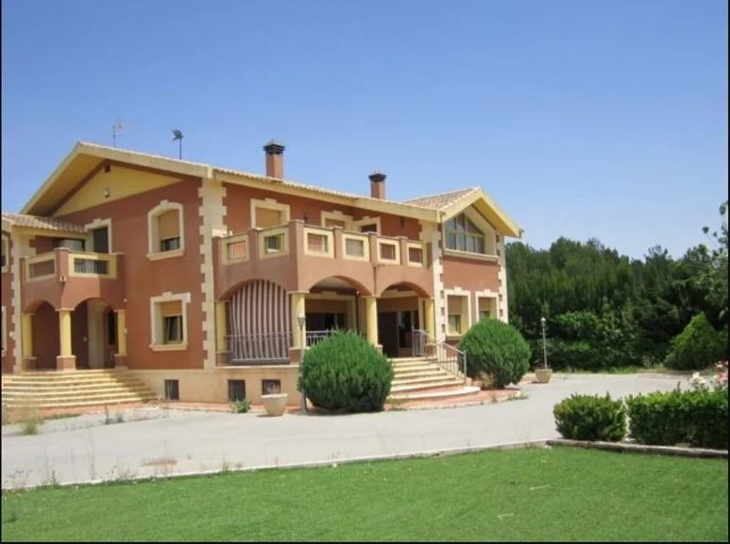 Maison de luxe à vendre à Yecla, 590 000 €, Photo 1
