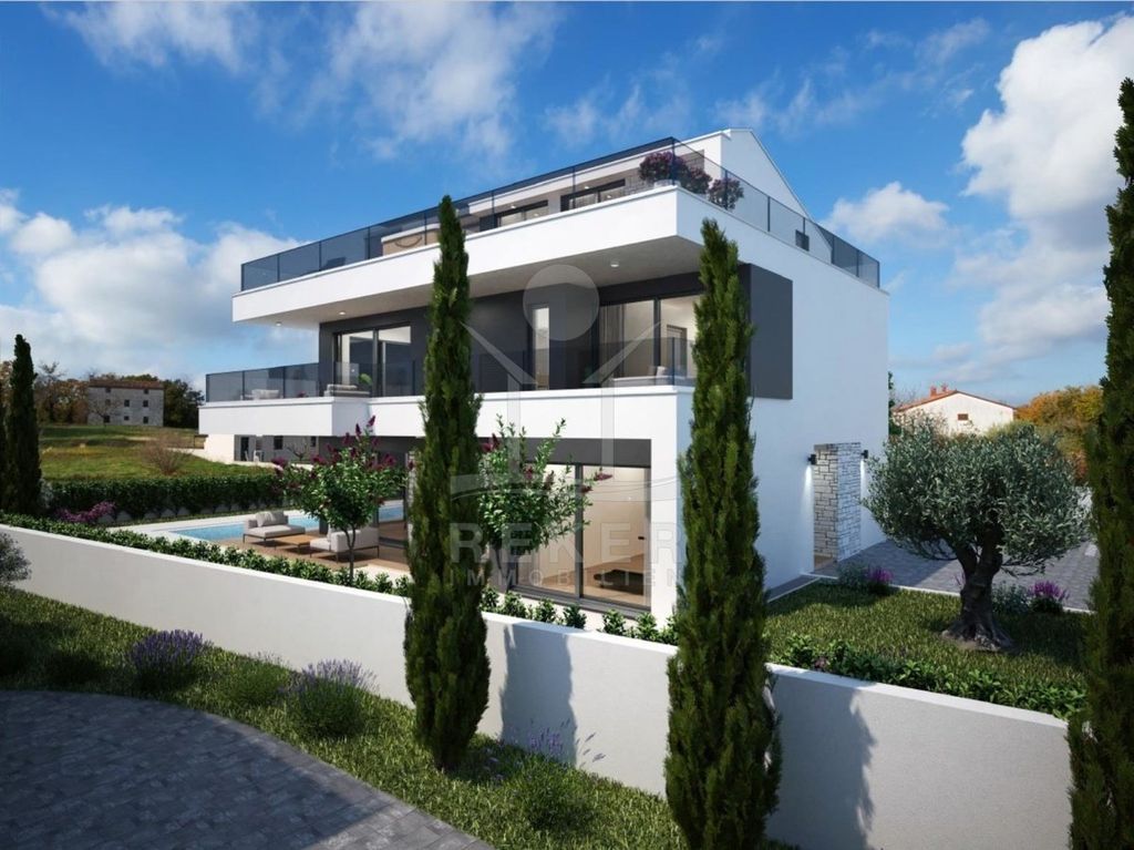 Maison de luxe à vendre à Porec, 825 000 €, Photo 2
