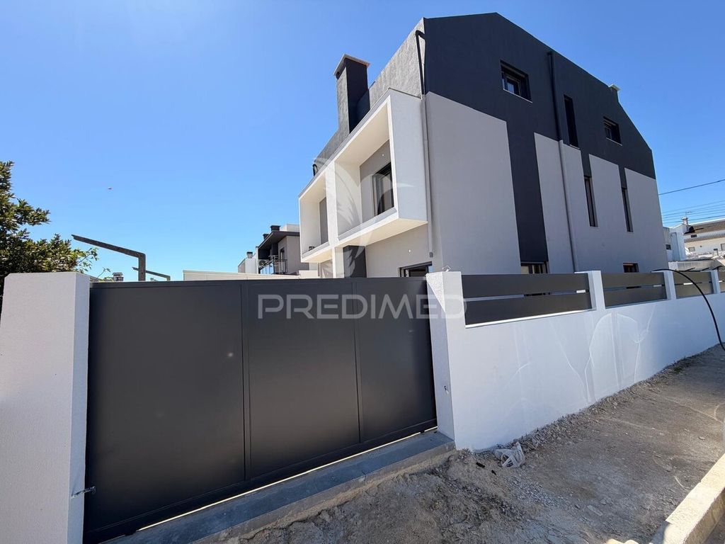 Luxury House for sale in Seixal, 480 000 €, Photo 6