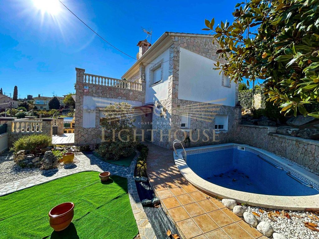 Maison de luxe à vendre à Lloret de Mar, 636 000 €, Photo 1