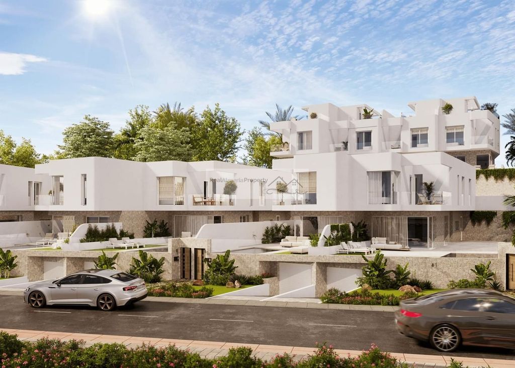 Luxury House for sale in Mojacar, 575 000 €, Photo 1