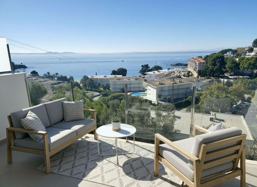 Maison de luxe à vendre à Roses, 620 000 €, Photo 1