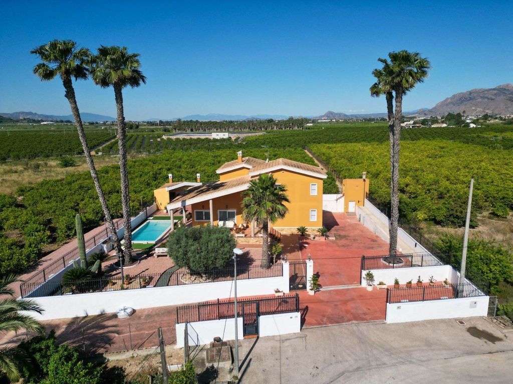 Maison de luxe à vendre à Orihuela, 675 000 €, Photo 1