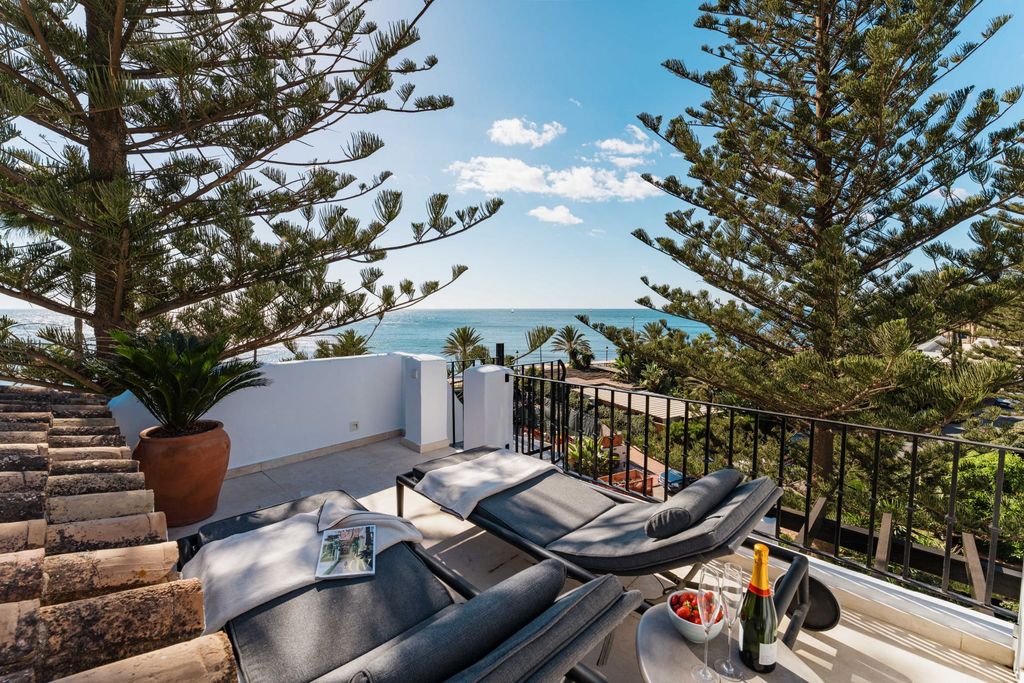 Luxury Apartment for sale in San Pedro de Alcántara, 2 495 000 €, Photo 1