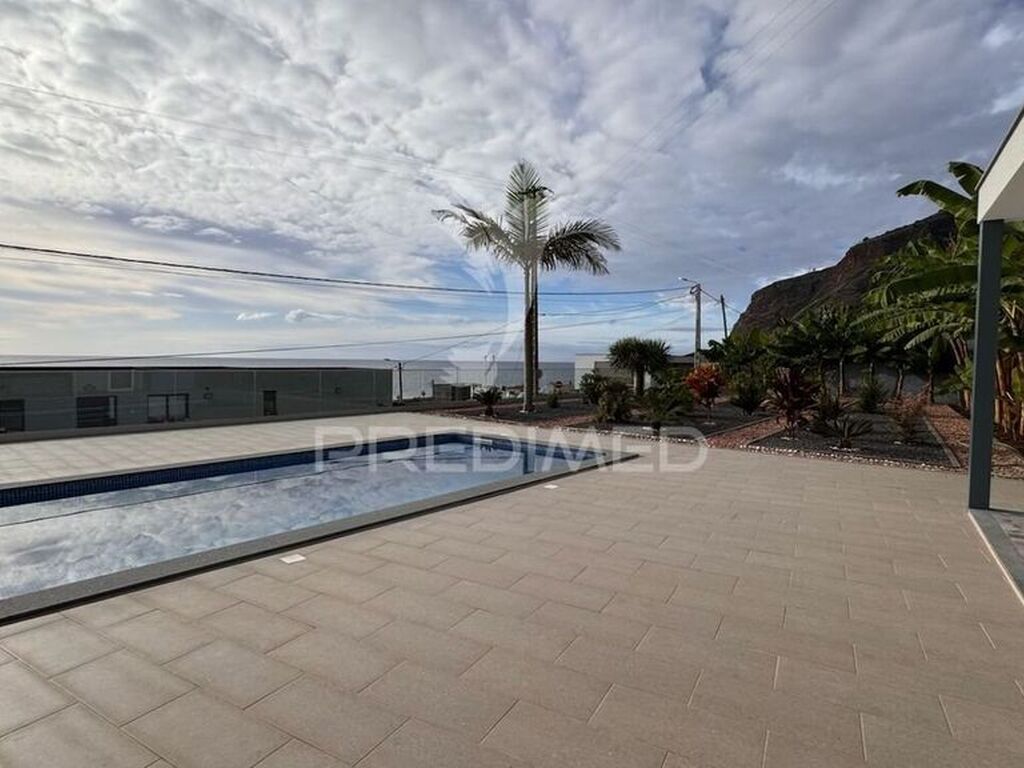 Luxury House for sale in Calheta, 1 150 000 €, Photo 2