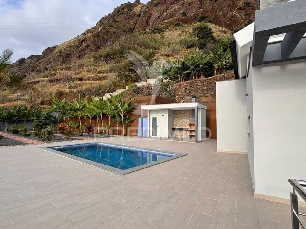 Luxury House for sale in Calheta, 1 150 000 €, Photo 6