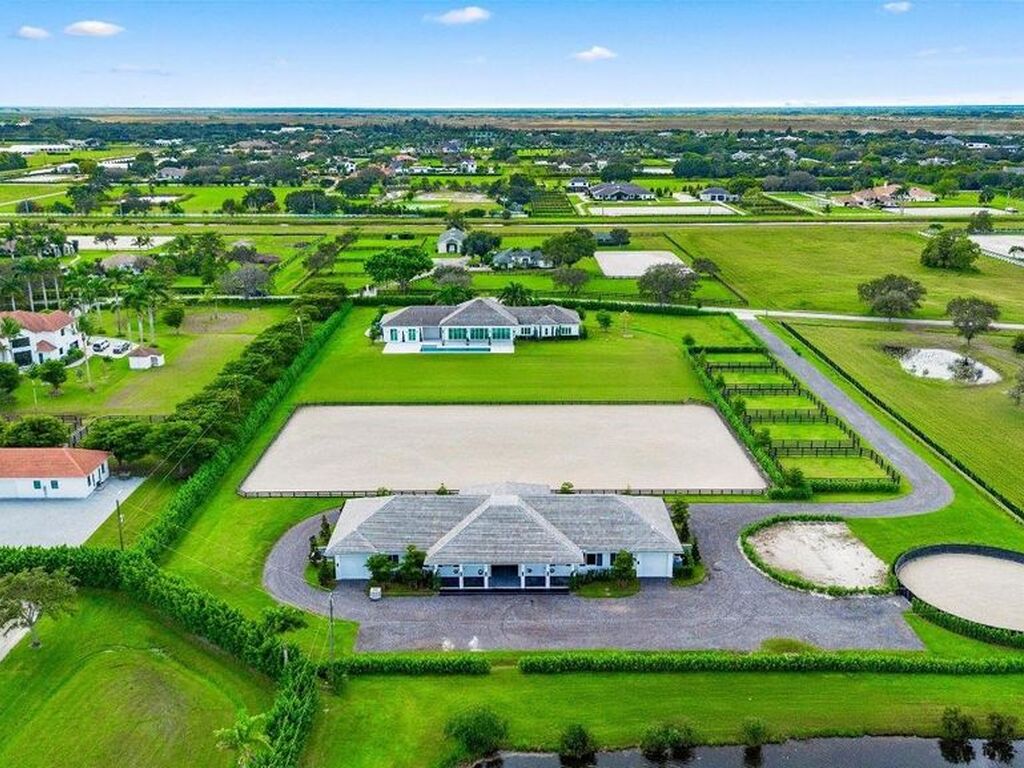 Luxury House for sale in Wellington, 8 186 906 €, Photo 2