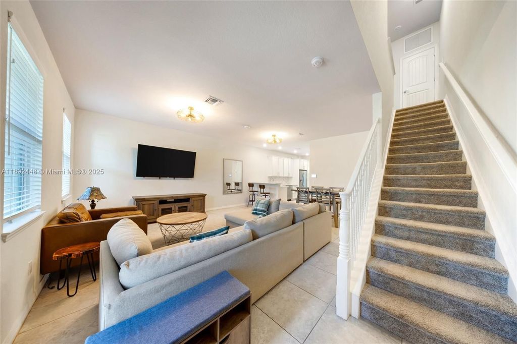 Luxury House for sale in Hollywood, 502 190 €, Photo 4