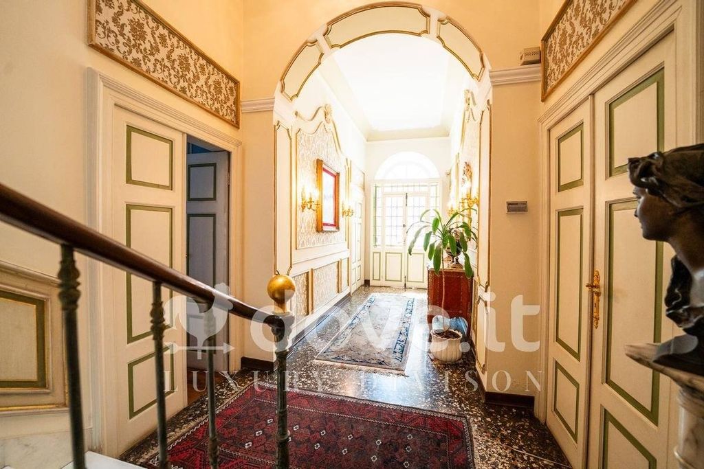 Maison de luxe à vendre à Imperia, 1 350 000 €, Photo 2