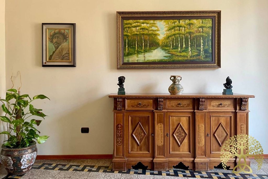 Luxury Apartment for sale in Naples, 800 000 €, Photo 5