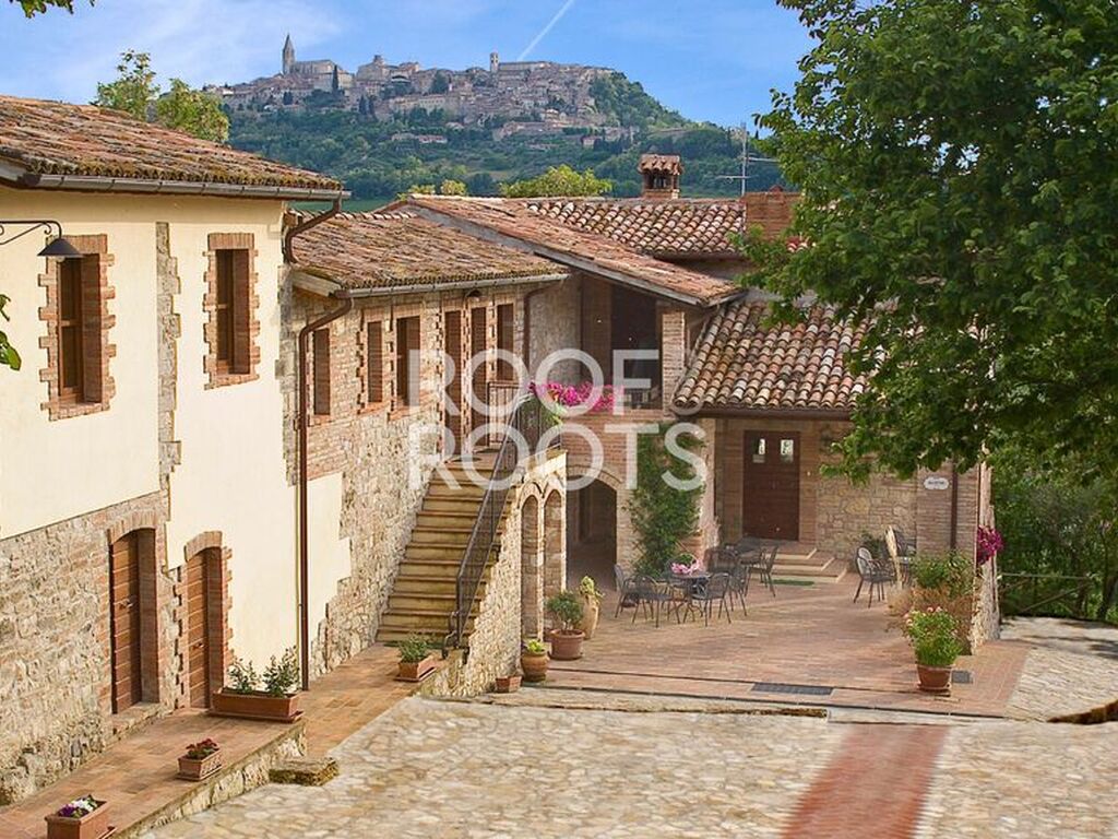 Maison de luxe à vendre à Todi, 2 500 000 €, Photo 1