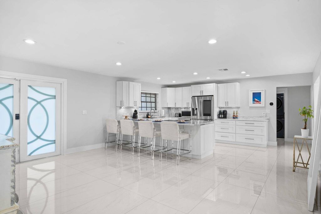 Luxury House for sale in Hollywood, 678 086 €, Photo 5