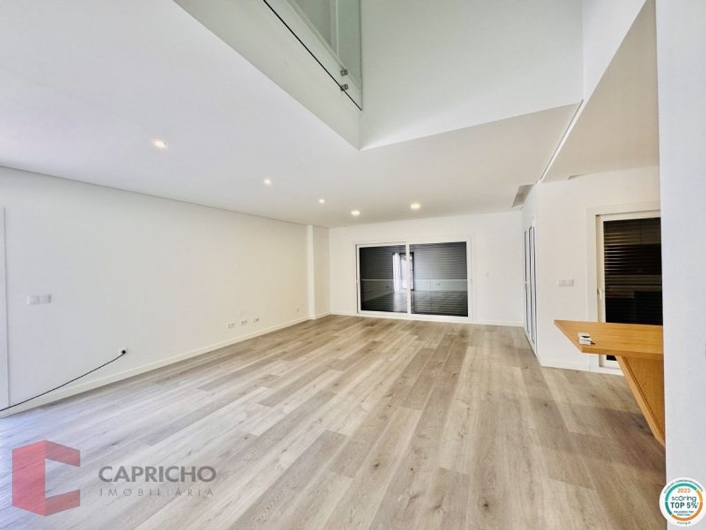Luxury House for sale in Seixal, 740 000 €, Photo 6