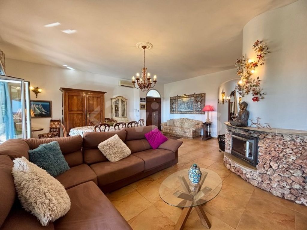 Luxury House for sale in Sant Lluís, 1 700 000 €, Photo 7