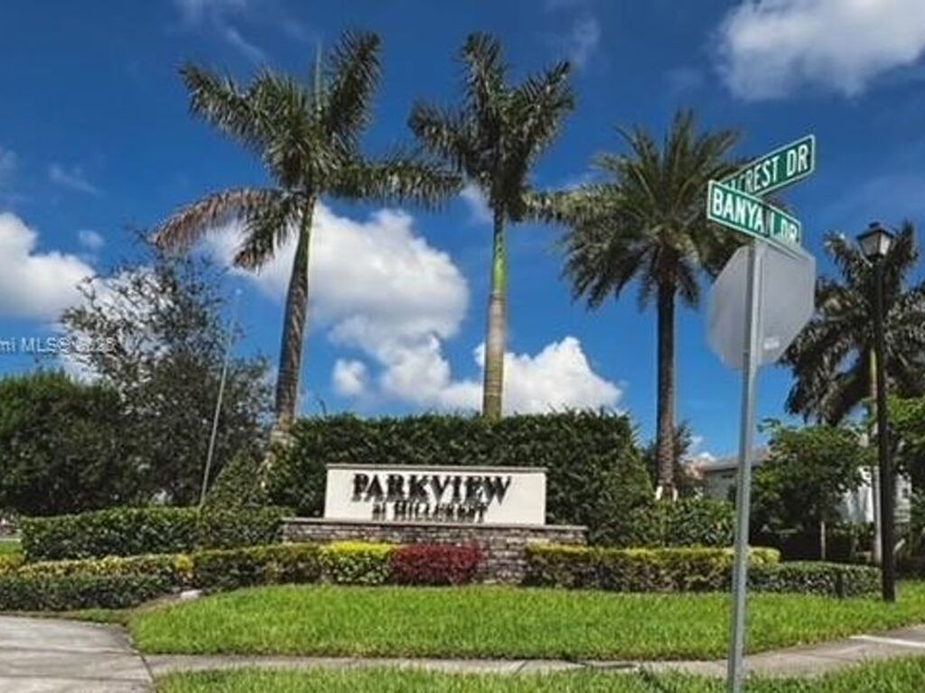 Luxury House for sale in Hollywood, 470 428 €, Photo 1