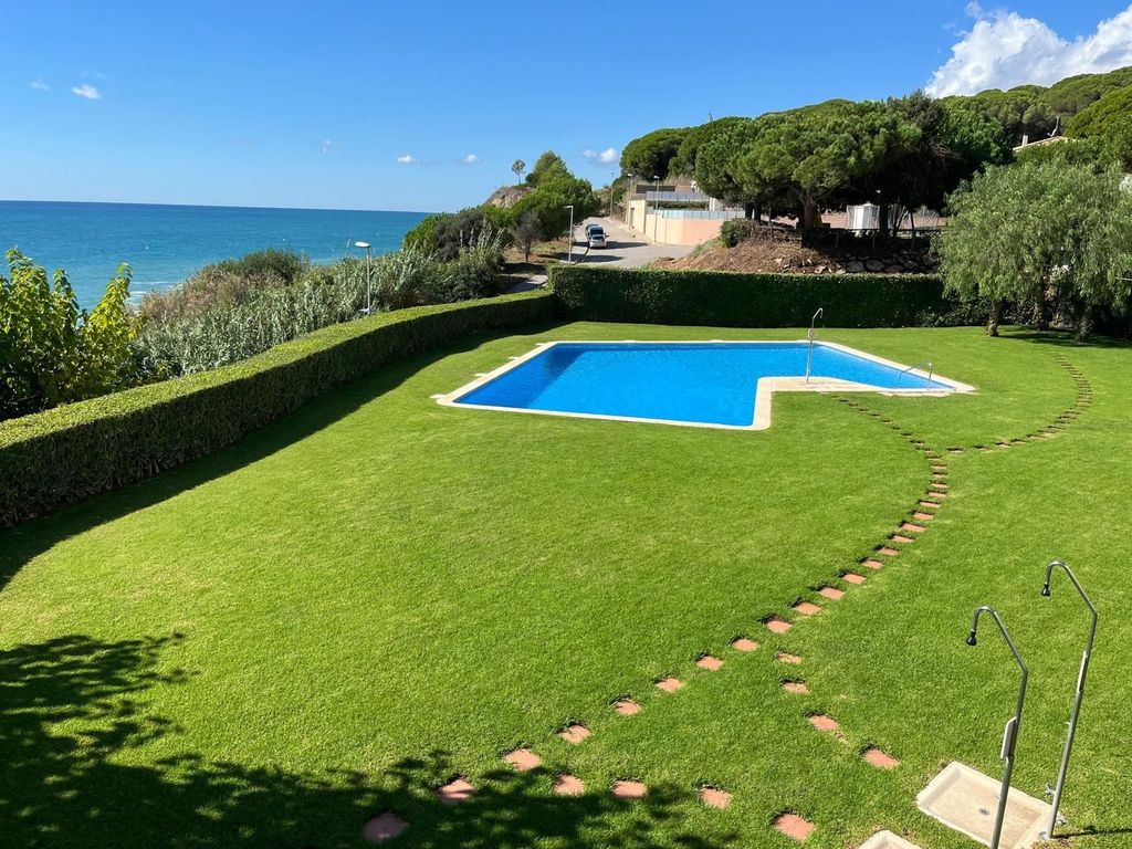 Luxury House for sale in Sant Pol de Mar, 550 000 €, Photo 2