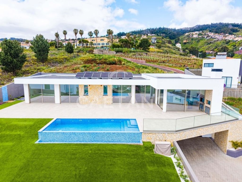 Luxury House for sale in Calheta, 1 400 000 €, Photo 3