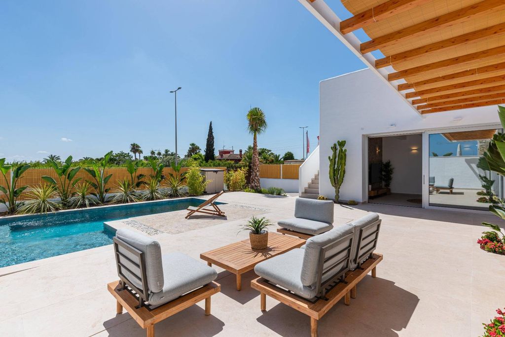 Maison de luxe à vendre à Benijofar, 539 900 €, Photo 1