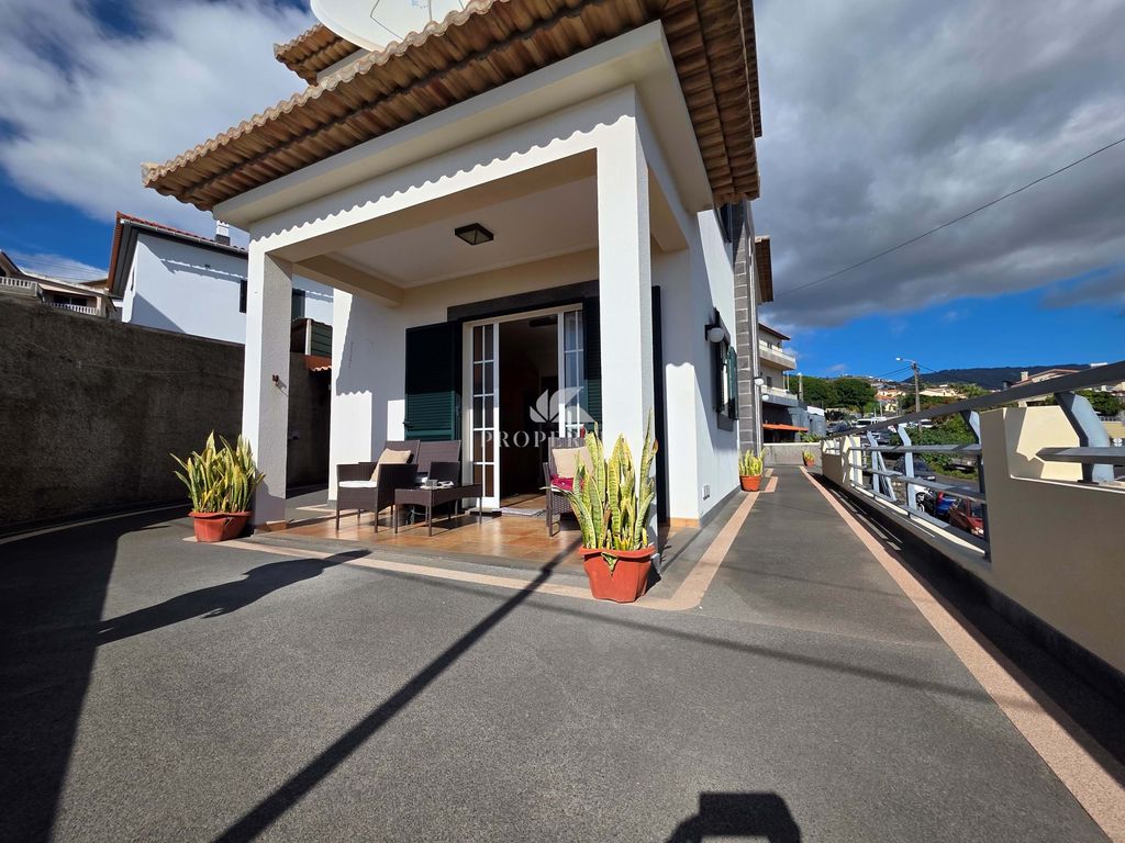 Maison de luxe à vendre à Gaula, 650 000 €, Photo 1
