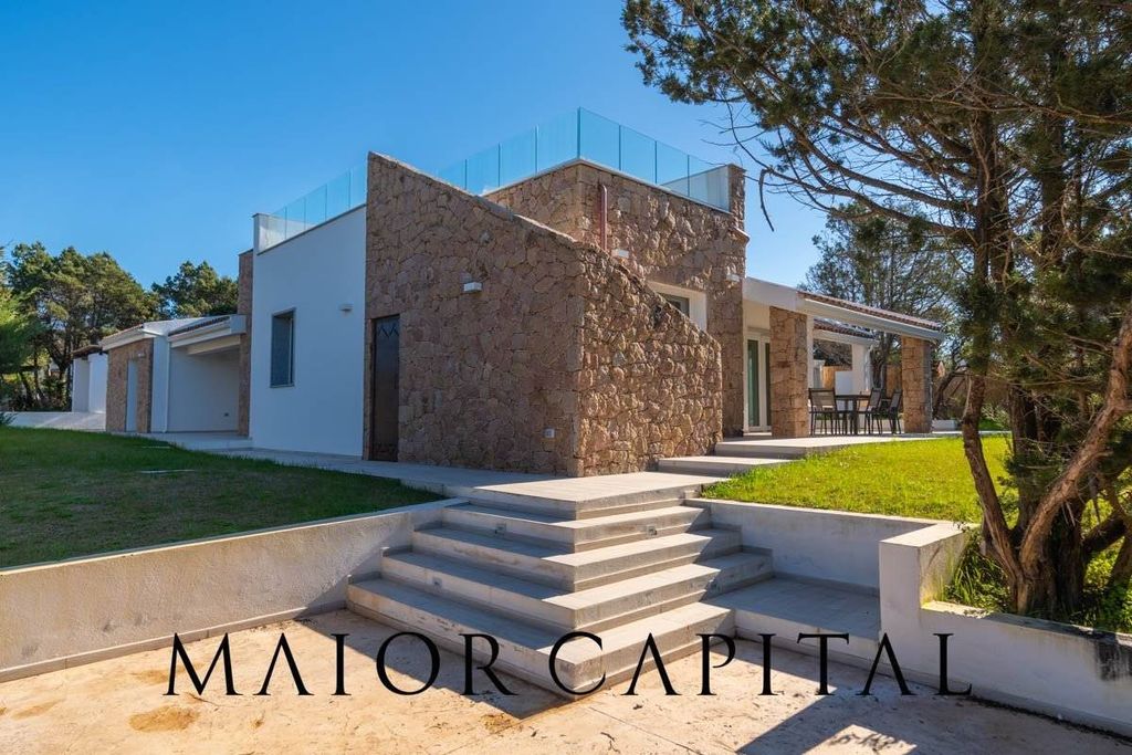 Luxury House for sale in Santa Teresa Gallura, 980 000 €, Photo 5