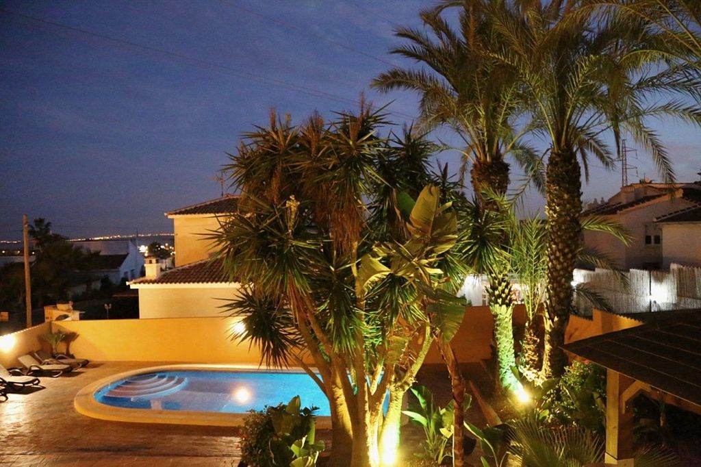 Luxury House for sale in Rojales, 895 000 €, Photo 1