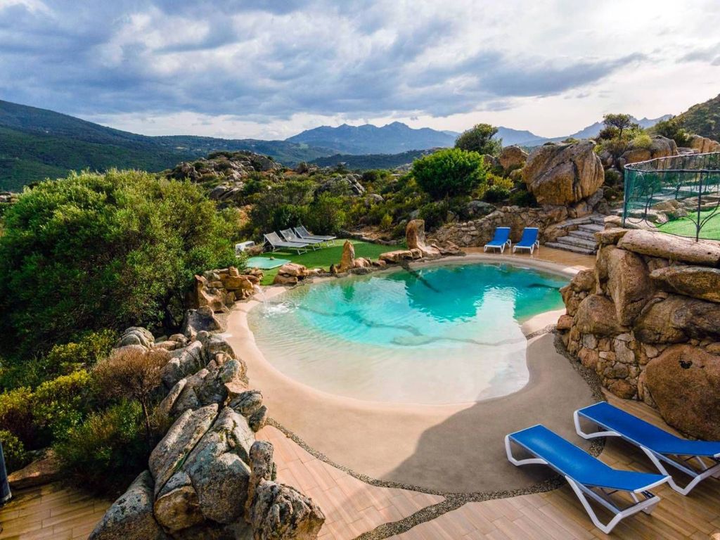 Maison de luxe à vendre à Olbia, 1 600 000 €, Photo 3