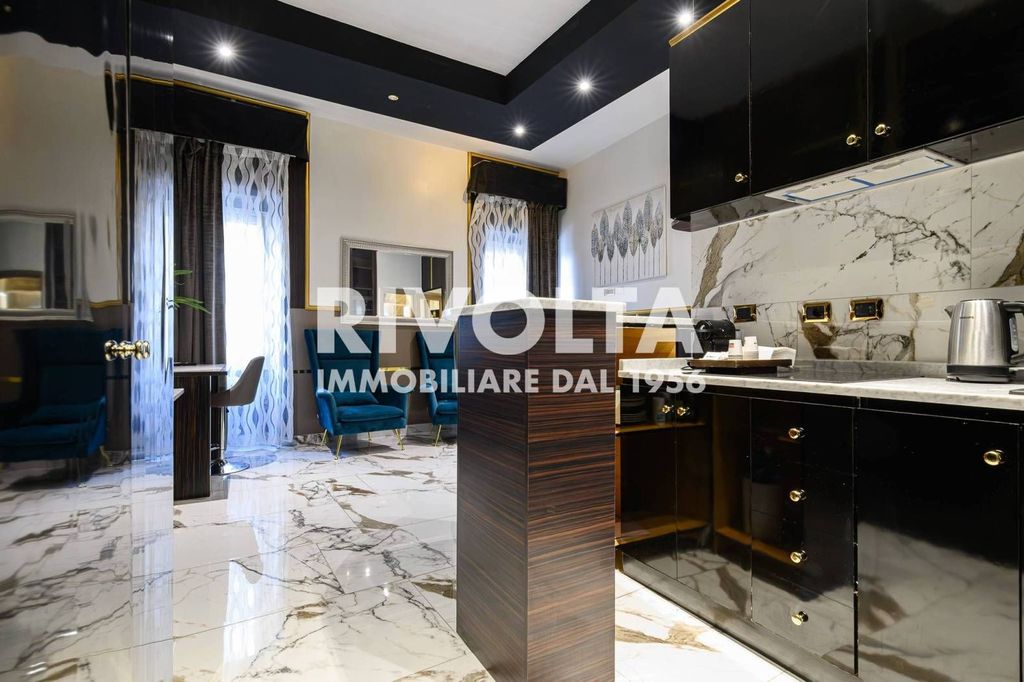 Luxury Apartment for sale in Rome, 1 980 000 €, Photo 6