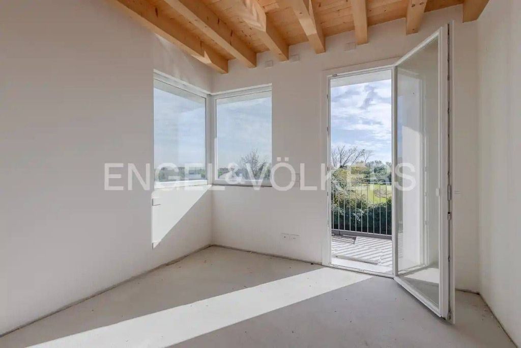 Luxury Apartment for sale in Venice, 870 000 €, Photo 3