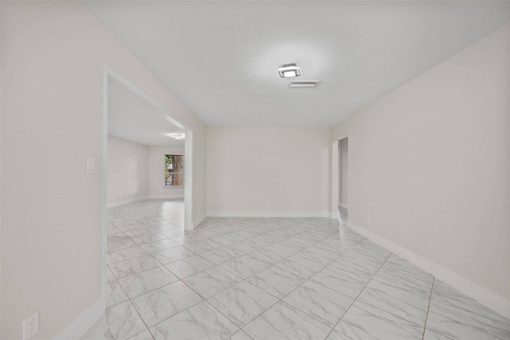 Luxury House for sale in Hollywood, 729 592 €, Photo 6