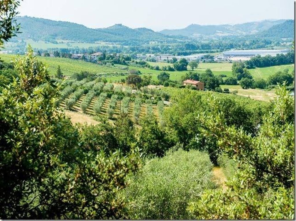 Luxury House for sale in Magione, 1 300 000 €, Photo 2