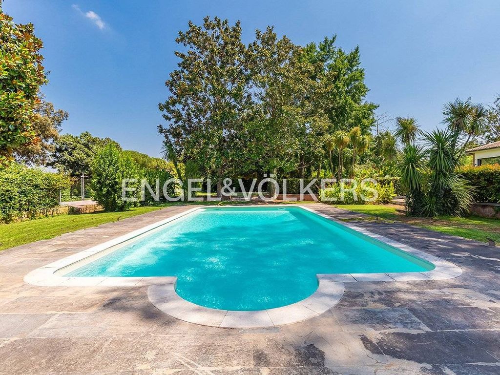 Luxury House for sale in Rome, 1 240 000 €, Photo 2