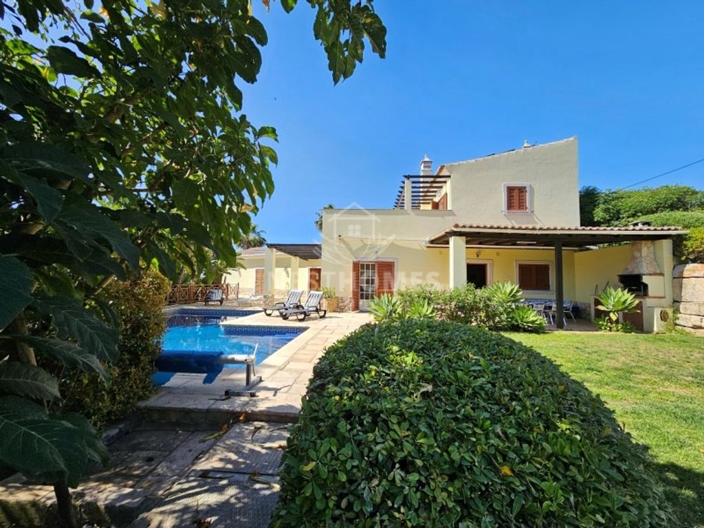Luxury House for sale in Faro, 775 000 €, Photo 3