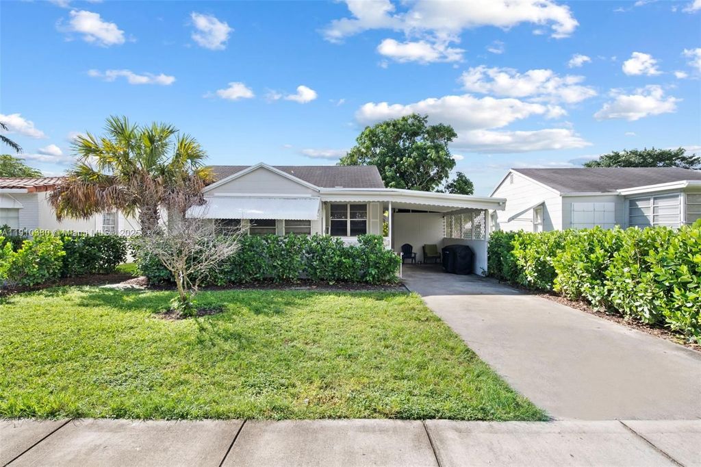 Luxury House for sale in Hollywood, 450 684 €, Photo 2