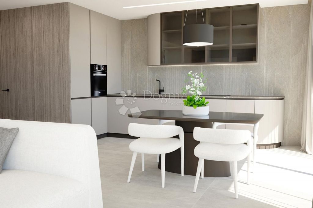Luxury Apartment for sale in Rovinj, 780 000 €, Photo 5