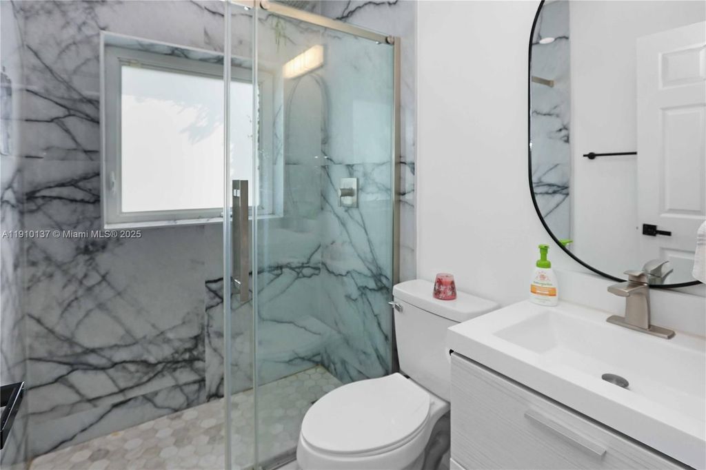 Luxury House for sale in Hollywood, 630 957 €, Photo 6