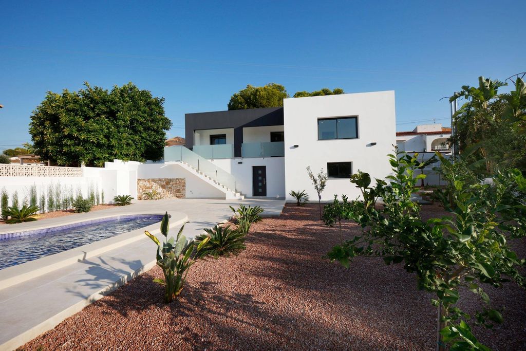 Maison de luxe à vendre à Calp, 840 000 €, Photo 5