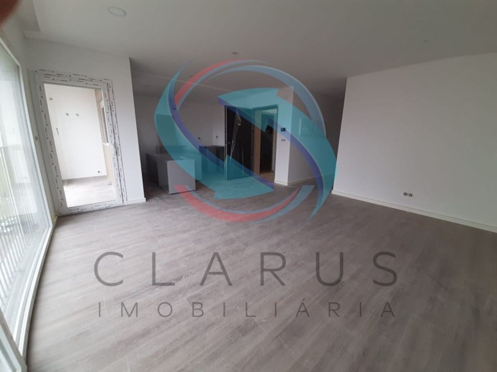 Luxury Apartment for sale in Seixal, 445 000 €, Photo 2