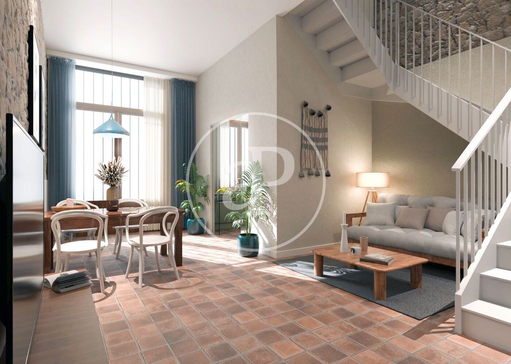 Luxury House for sale in Badalona, 735 000 €, Photo 2