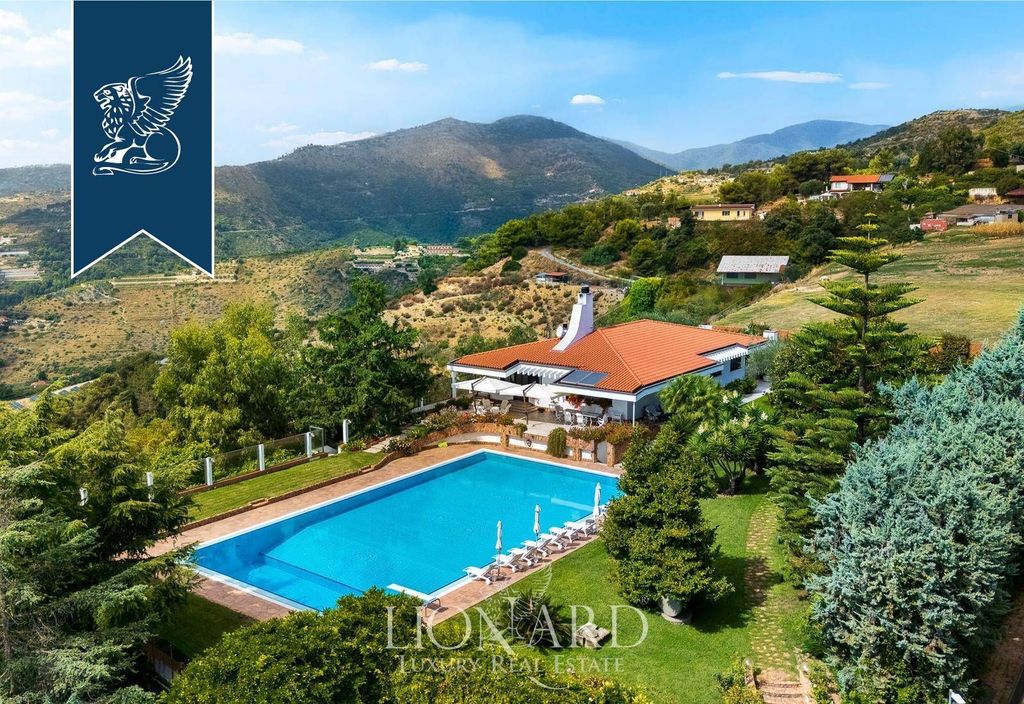Luxury House for sale in San Remo, 3 000 000 €, Photo 1