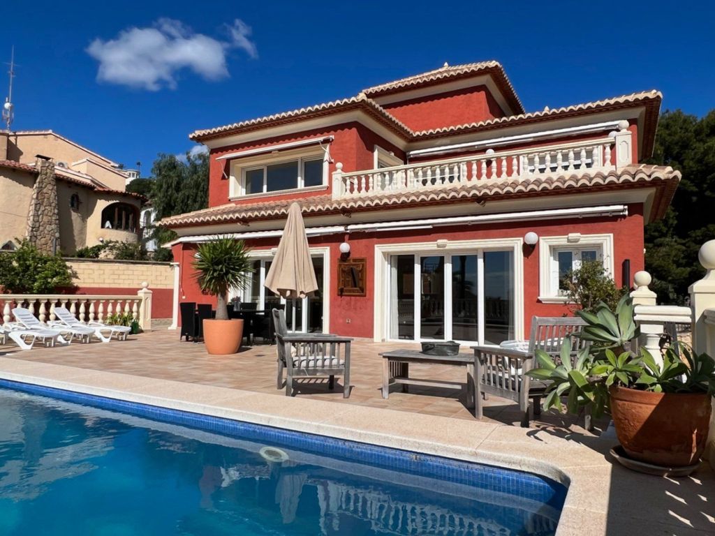 Maison de luxe à vendre à Calp, 820 000 €, Photo 3