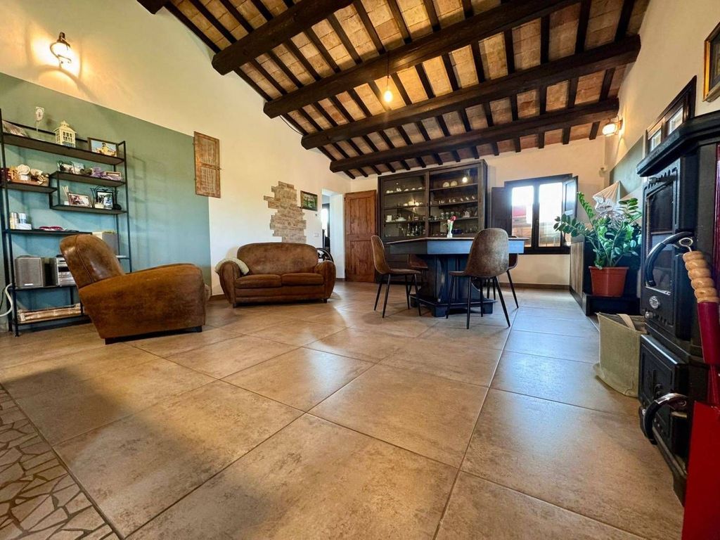 Maison de luxe à vendre à Cesena, 690 000 €, Photo 2