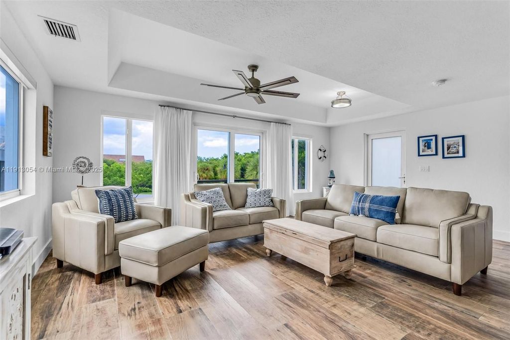 Luxury House for sale in Key Largo, 845 941 €, Photo 2