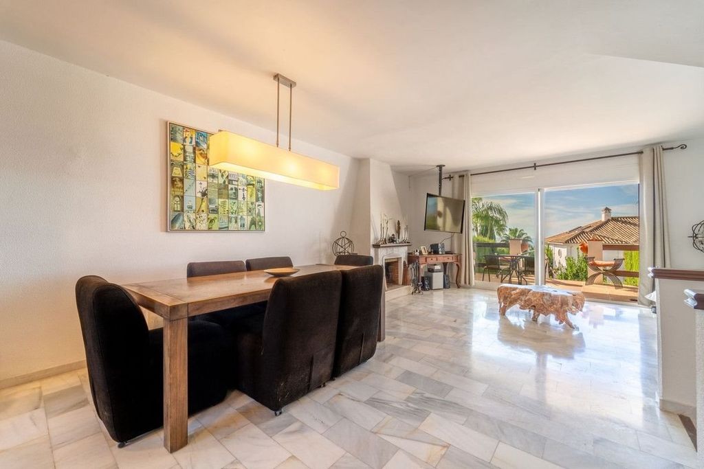 Maison de luxe à vendre à Marbella, 875 000 €, Photo 4