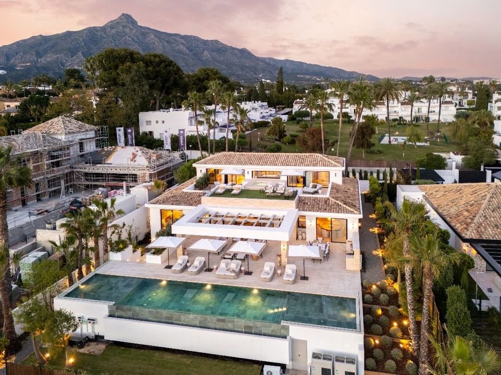 Luxury House for sale in Marbella, 8 650 000 €, Photo 1