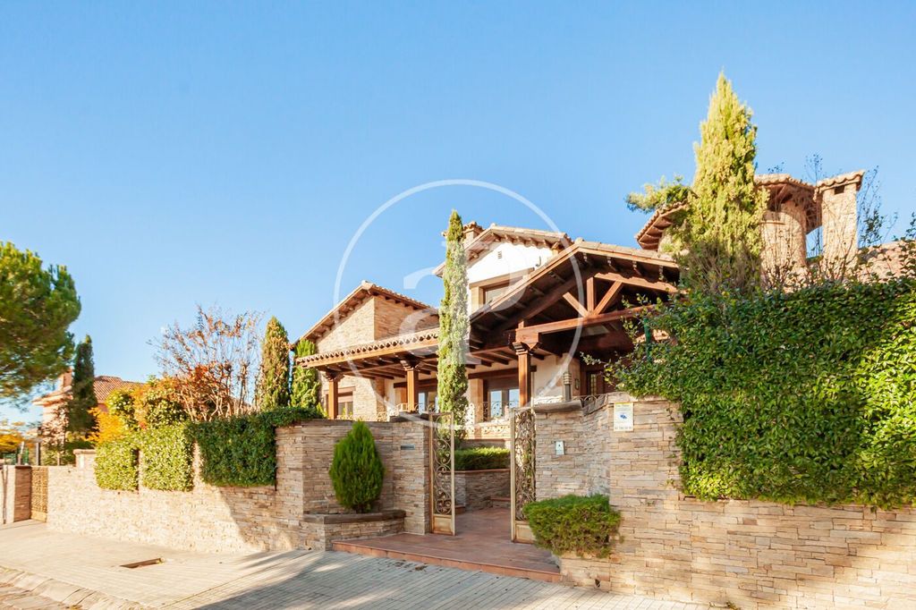 Maison de luxe à vendre à Villaviciosa de Odón, 1 975 000 €, Photo 3