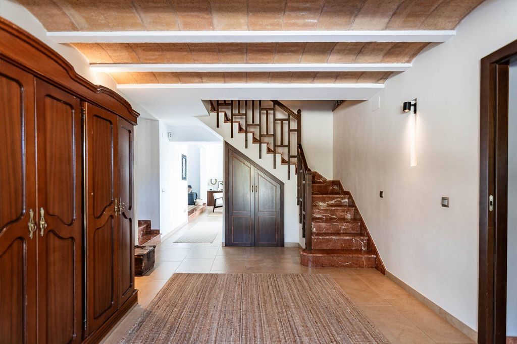 Luxury House for sale in Cártama, 550 000 €, Photo 3