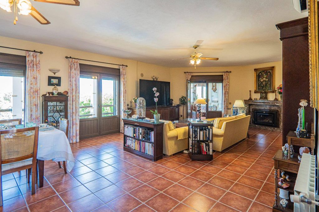 Luxury House for sale in Cártama, 895 000 €, Photo 5