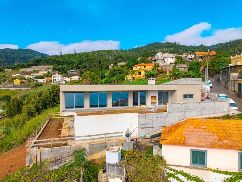 Luxury House for sale in Calheta, 1 300 000 €, Photo 2