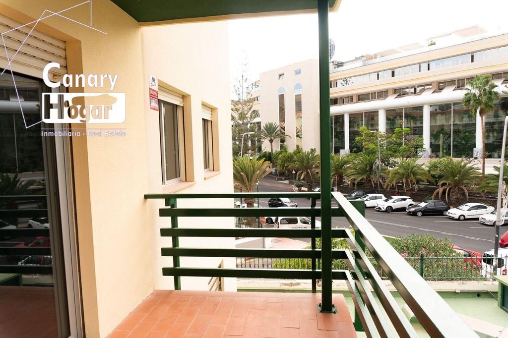 Luxury Apartment for sale in Arona, 420 000 €, Photo 2
